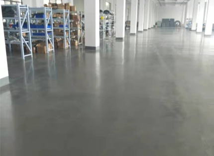 ���̰���